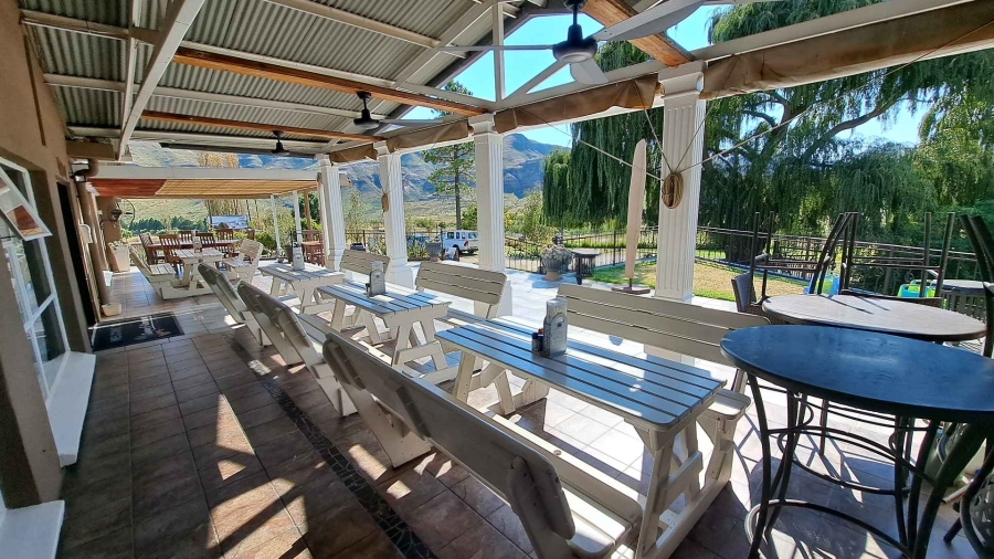 8 Bedroom Property for Sale in Clarens Free State